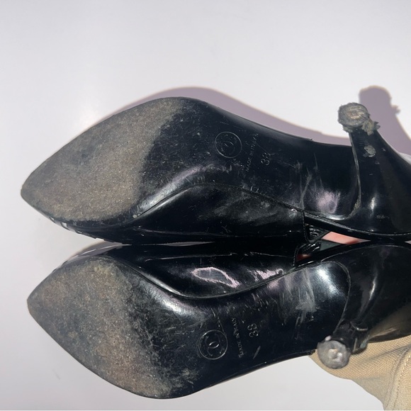Chanel Pointed Toe Slingback Heels *Flawed - Picture 9 of 10